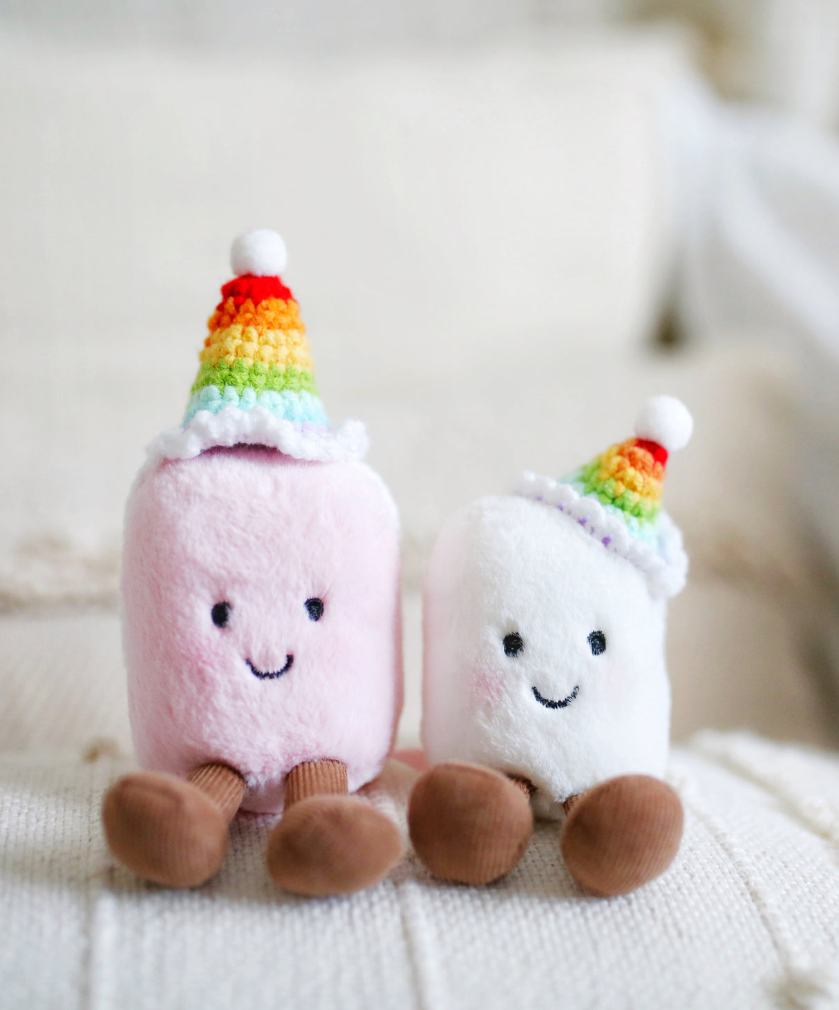 Design & Delight Gifts Crochet Hat - Rainbow Party ππβ¨