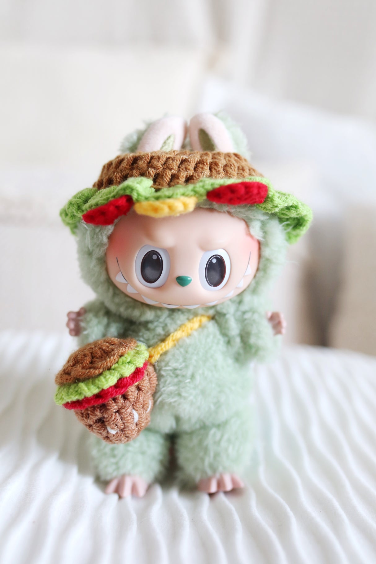 Design & Delight Gifts Crochet Outfit Set - Burger Buddy 🍔🎒