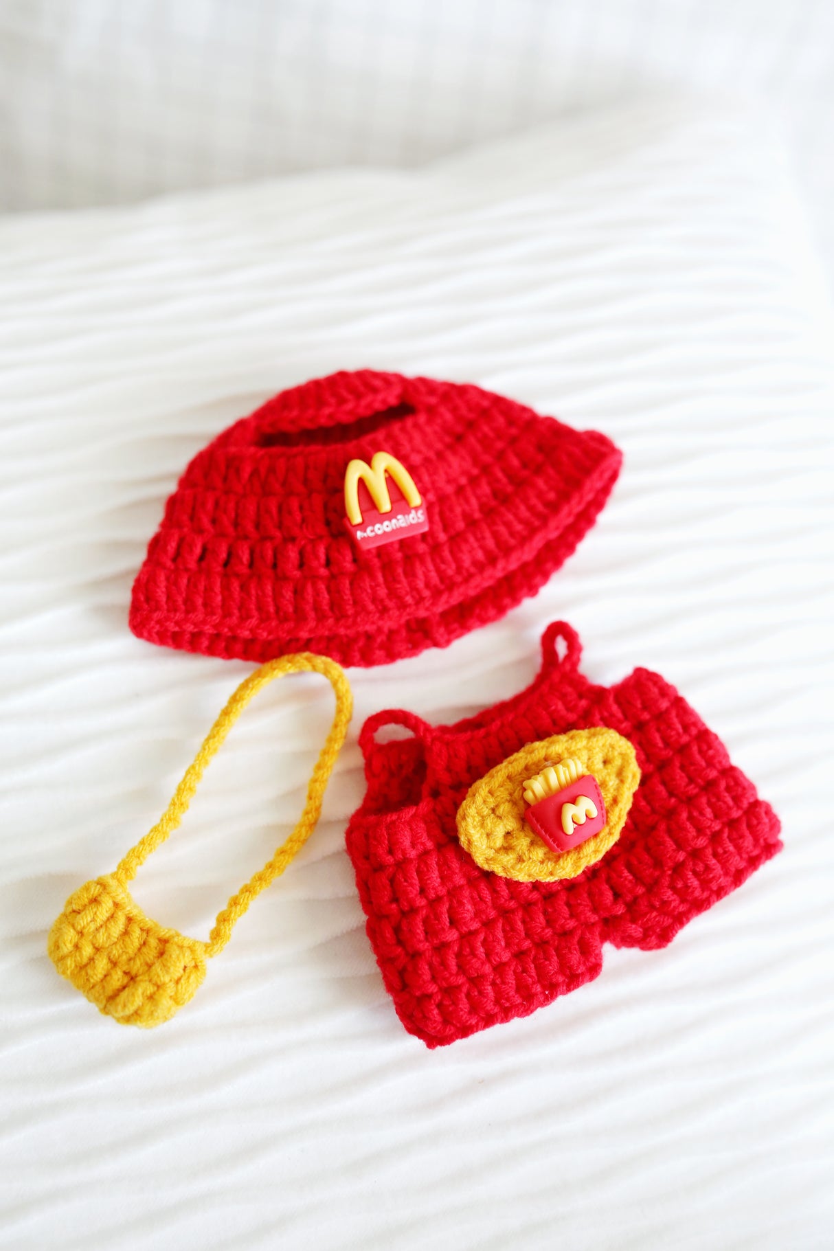 Design & Delight Gifts Crochet Outfit Set - Fast Food Fun 🍟🍔✨