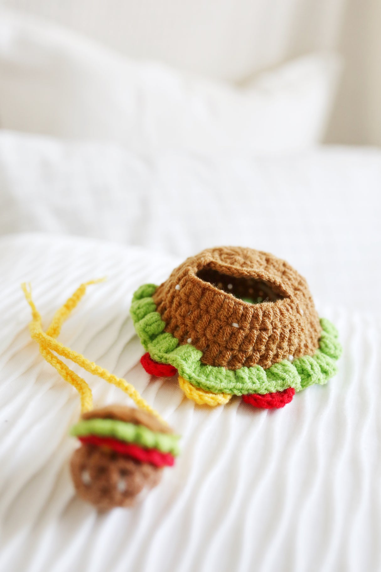 Design & Delight Gifts Crochet Outfit Set - Burger Buddy 🍔🎒