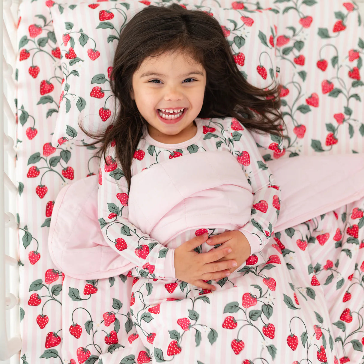 Kyte Baby - Toddler Blanket in Strawberry Fields 1.0