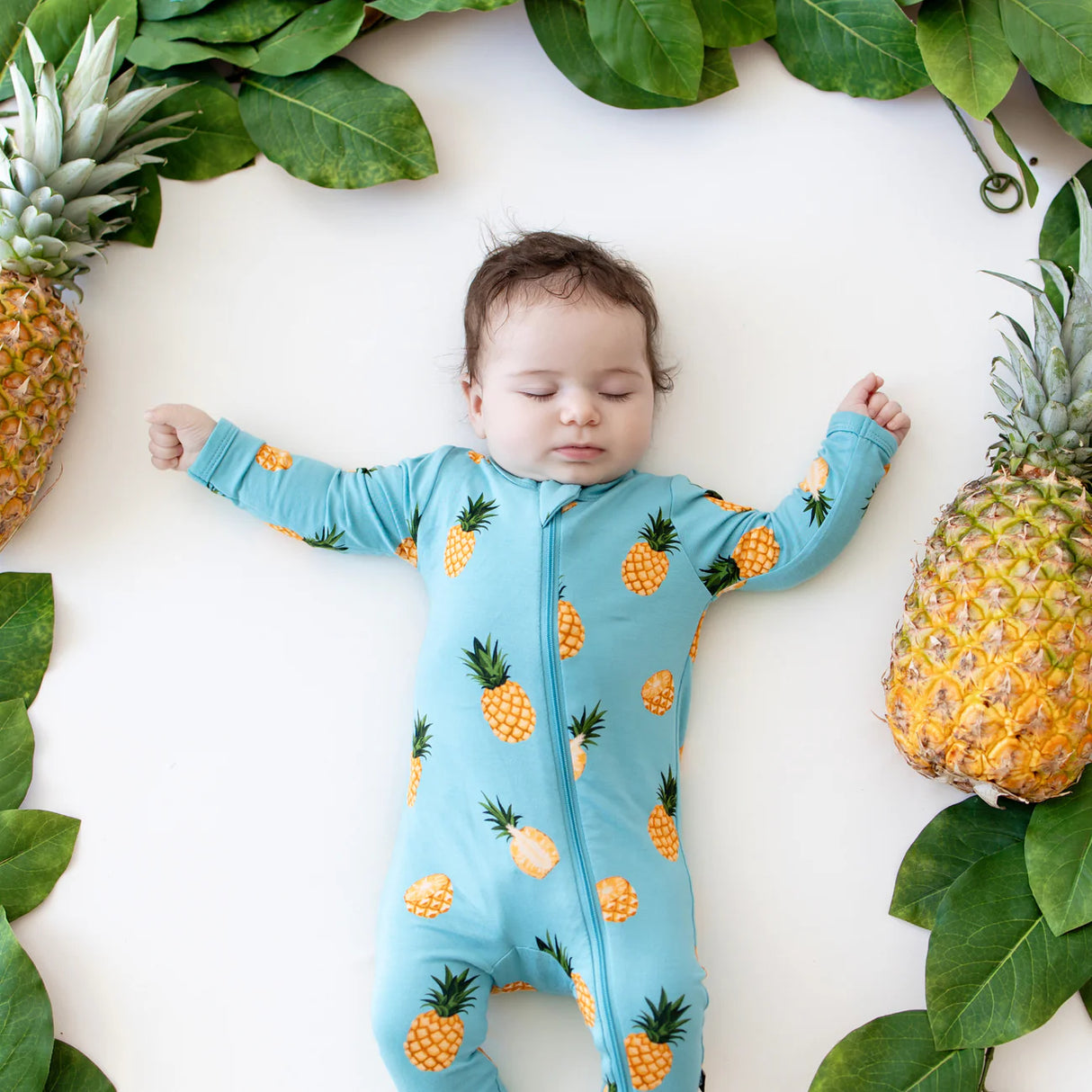 Kyte Baby Zippered Footie - Pineapple