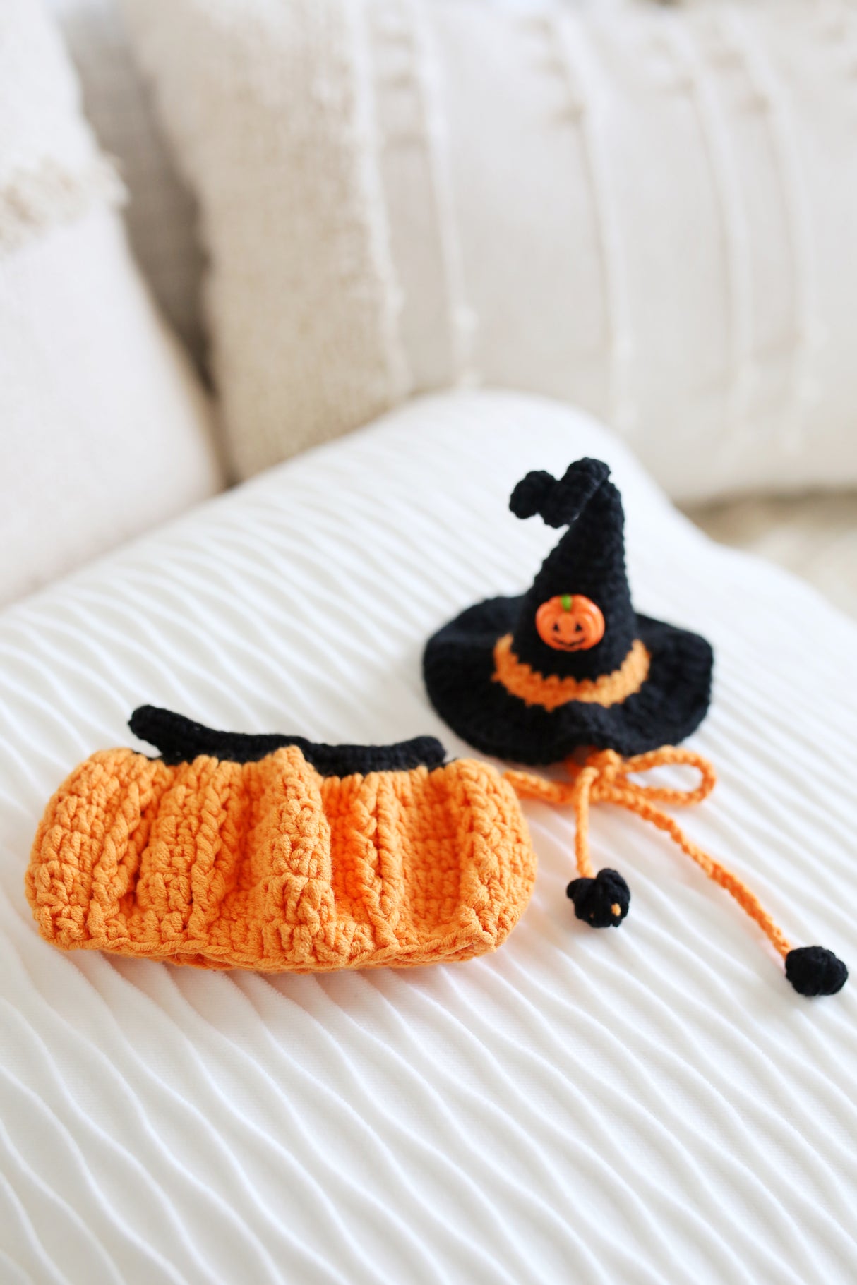 Design & Delight Gifts Pumpkin Patch Halloween Crochet Outfit 🖤✨
