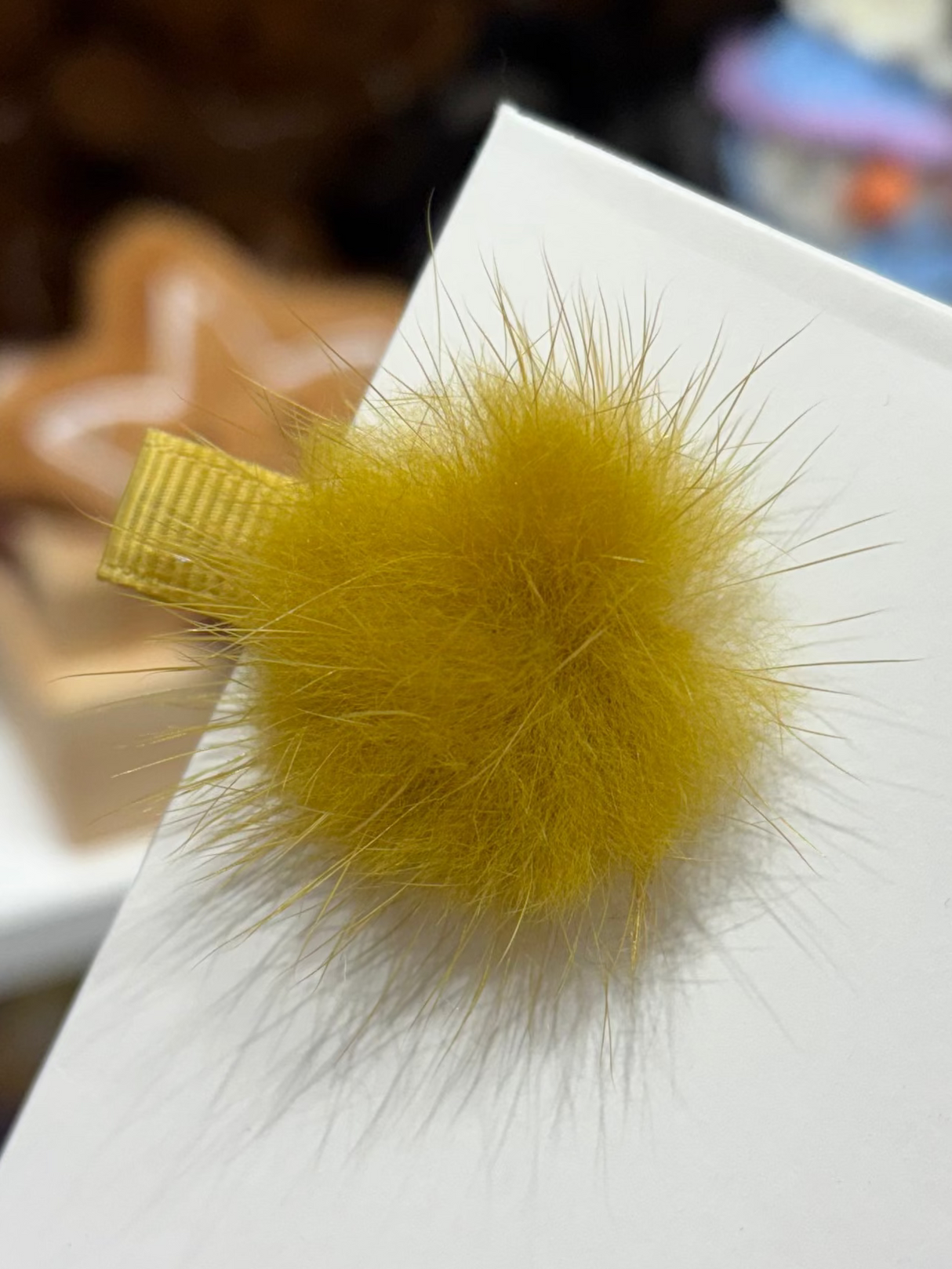 Small Puff Hair Clip - Glodenrod