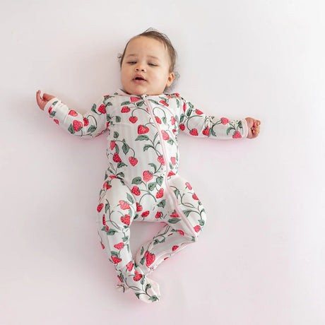 Kyte baby Zippered Footie in Strawberry Fields